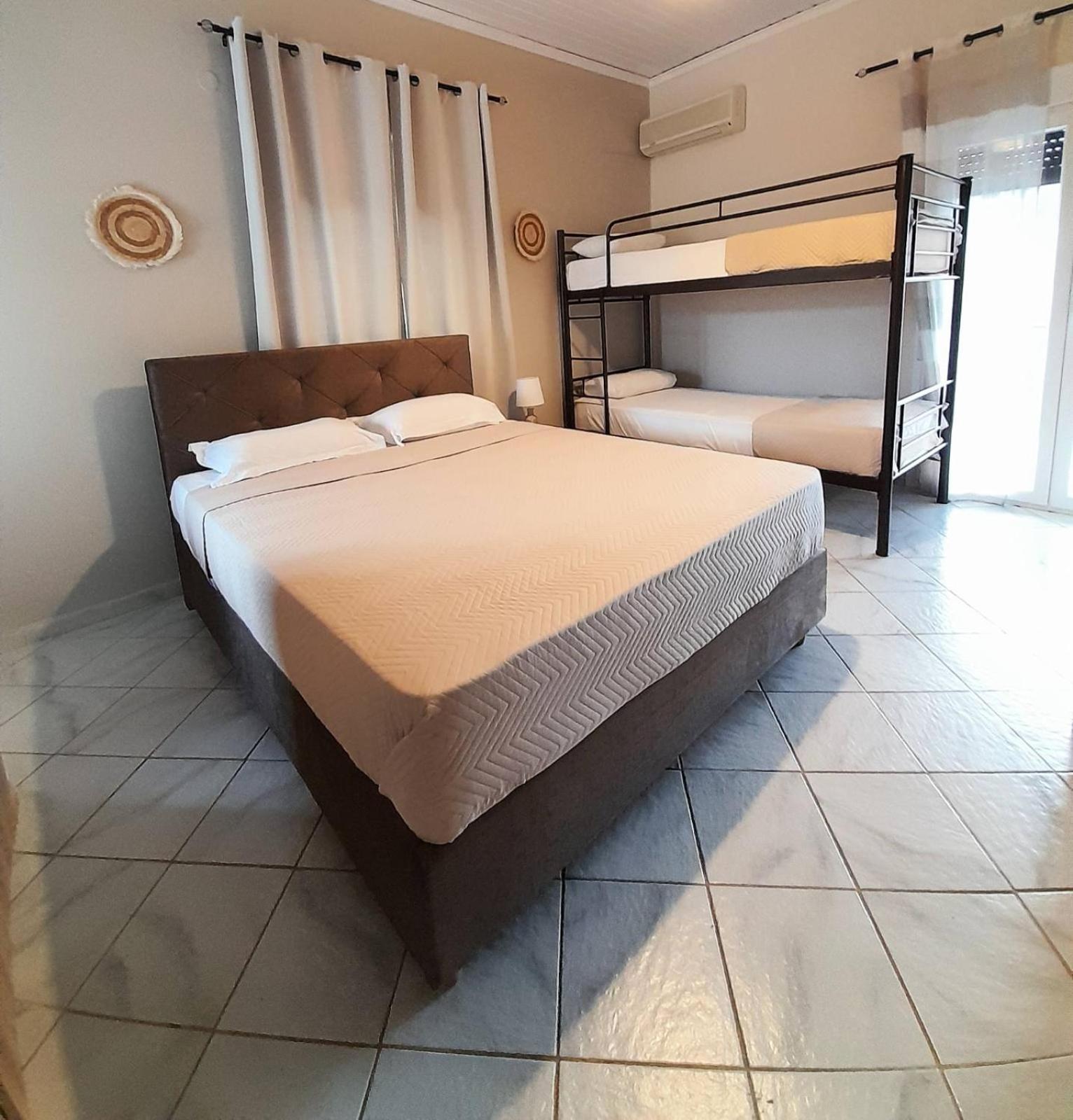 Aggeliki Apartments Nikiana Værelse billede