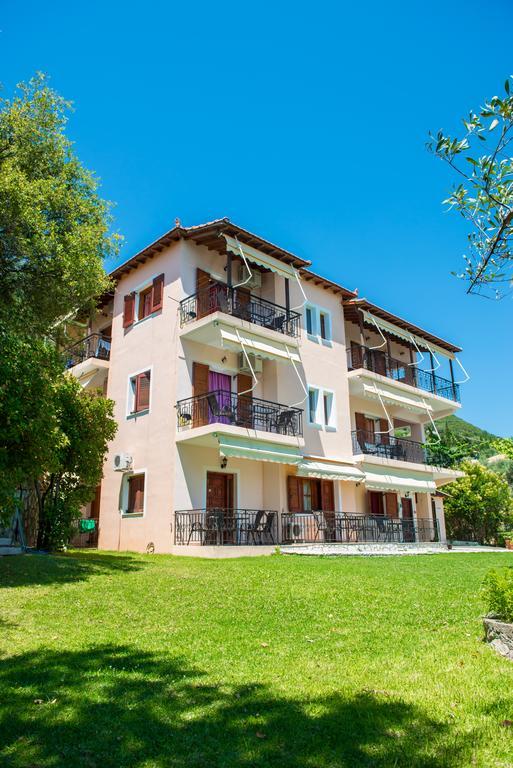 Aggeliki Apartments Nikiana Eksteriør billede